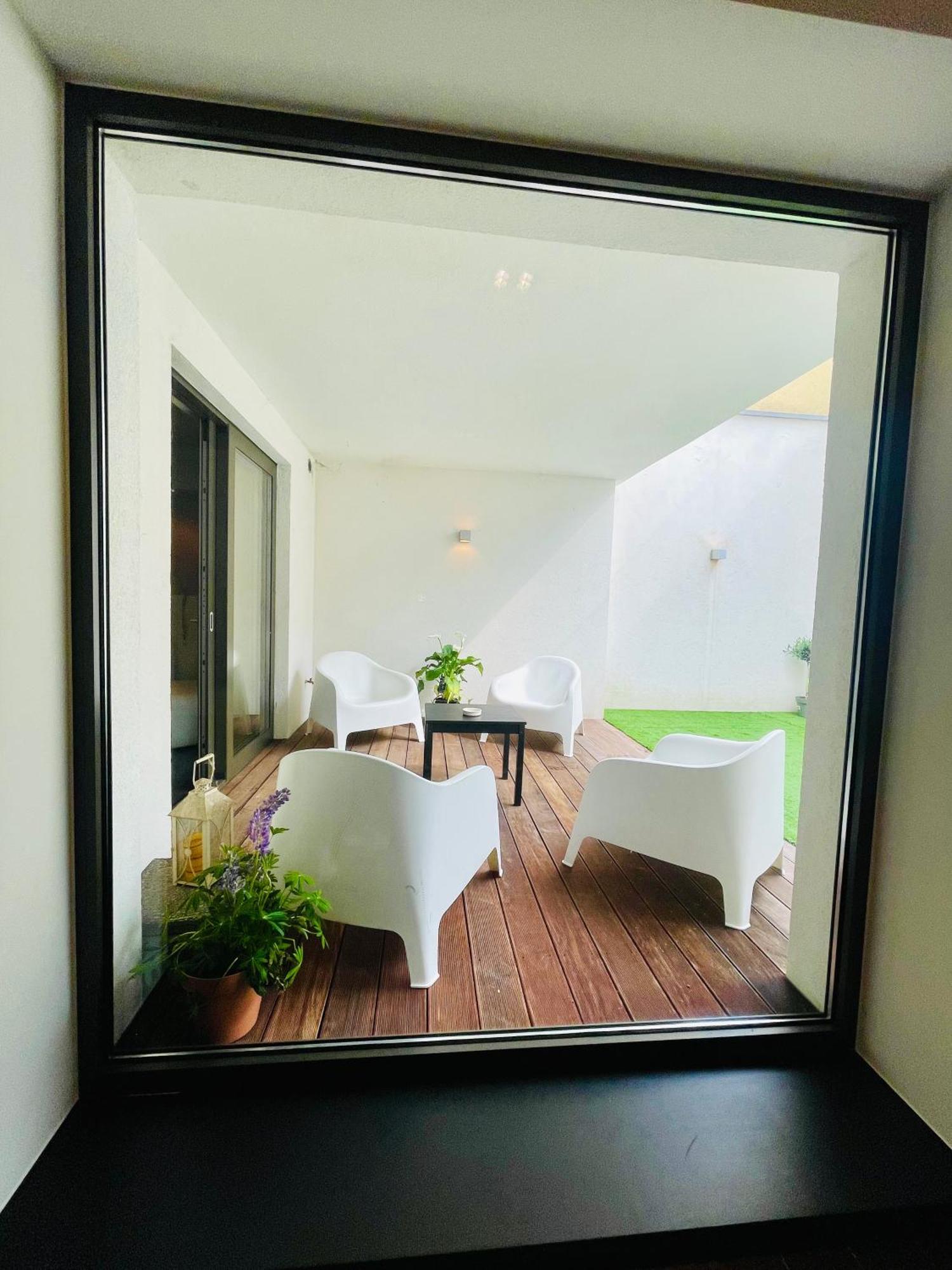 Down Town Spacious Loft Retreat With Private Parking بروكسل المظهر الخارجي الصورة