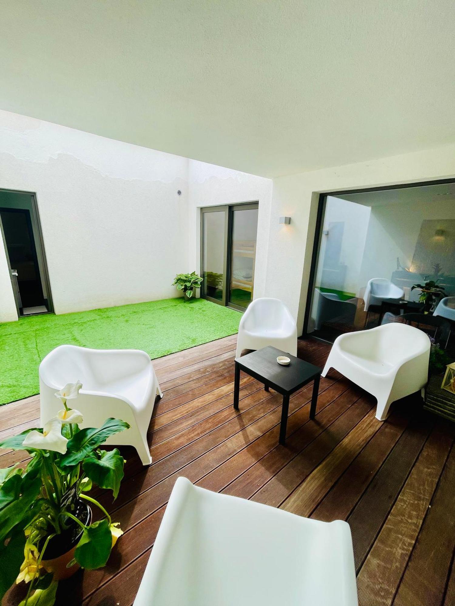 Down Town Spacious Loft Retreat With Private Parking بروكسل المظهر الخارجي الصورة